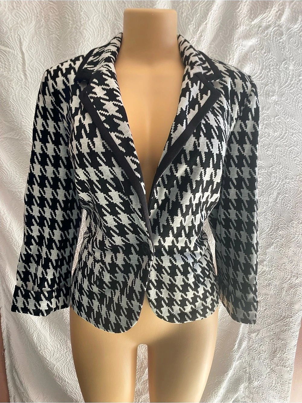 Catherine Malandrino Black and White Houndstooth Blazer Coat Black & White